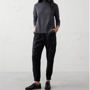 Banana Republic Tencel Cargo Pants Black NWT
